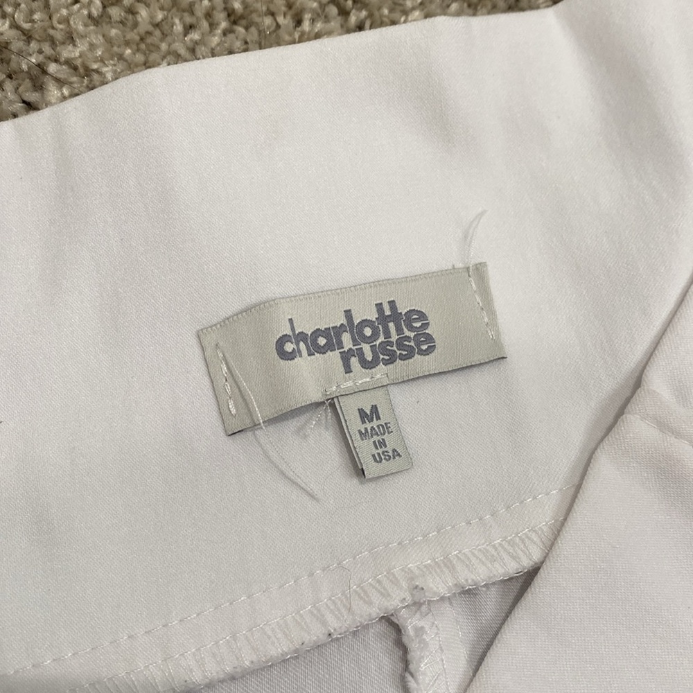 Vintage Charlotte Russe white shorts with faux buttons - Picture 3 of 3